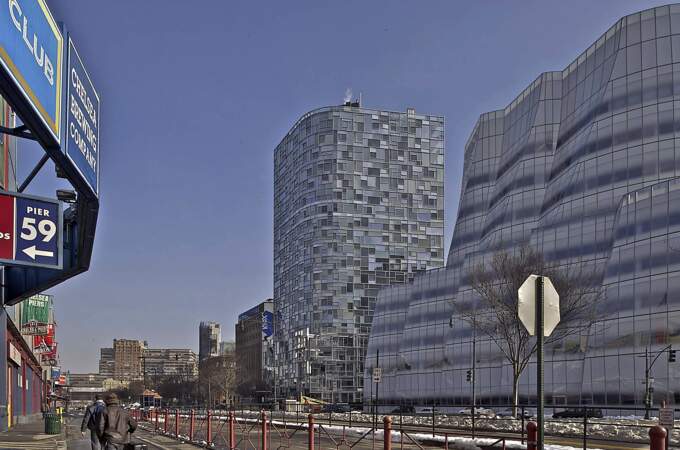 C'est au sein de cet immeuble imaginé par l'architecte Richard Meier que l'acteur Hugh Jackman s'est offert un magnifique appartement. 
