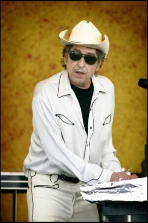 À 81 ans, Bob Dylan a cédé sa musique et quelques enregistrements à Sony. Cela lui assure un revenu de 130 millions de dollars en 2022. 