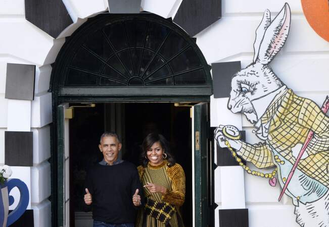 Barack Obama et Michelle Obama à l'entrée de la Maison Blanche en 2016