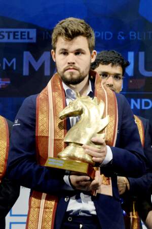Magnus Carlsen est né le 30 novembre 1990. Le joueur d'échecs fête ses 32 ans en 2022