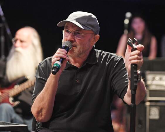En 2017, Phil Collins (66 ans) donne un concert lors de la soirée caritative Little Dreamers Foundation à Miami