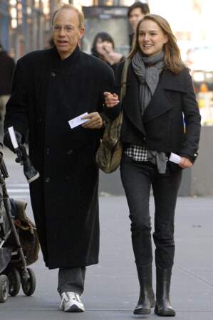 Natalie Portman et son père, Avner Hershlag âgé aujourd'hui de 71 ans.
