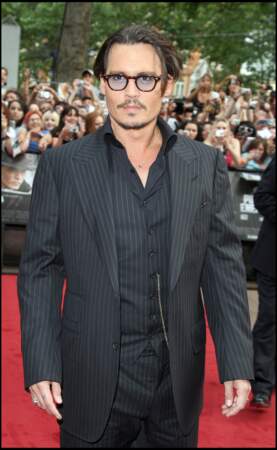 Divulgué perfidement par son gestionnaire de patrimoine, le train de vie de Johnny Depp est désormais sur la place publique. En vingt ans, la star a dépensé 480 millions de dollars, soit une moyenne de 55 000 dollars par jour