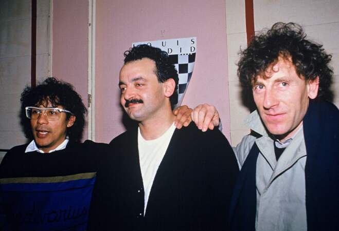En 1974, il rencontre Laurent Voulzy, qui deviendra son ami pour la vie. Sur cette photo prise en 1986 avec Louis Chedid et Laurent Voulzy, il a 42 ans