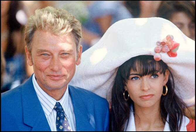 Le 9 juillet 1990, à Ramatuelle, Johnny épouse Adeline Blondieau. Ils divorcent le 11 juin 1992, pour se remarier le 19 avril 1994, à Las Vegas. Ils divorcent une seconde fois le 9 mai 1995.