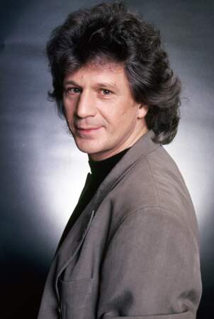 En 1988, à 43 ans, il est choisi pour représenter la France au Concours Eurovision de la chanson. Il y décroche la deuxième place. 