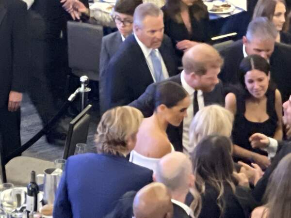 Gala Robert F. Kennedy Human Rights Foundation : Meghan Markle et le prince Harry multiplient les gestes tendres