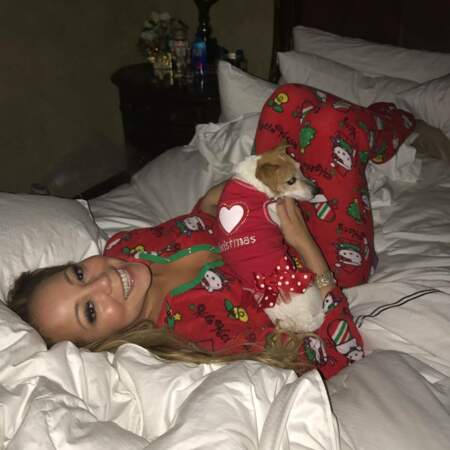 Mariah Carey en pyjama de Noël en 2017