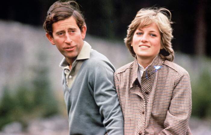 William et Harry ont traversé de nombreuses étapes douloureuses, à commencer par le divorce de leurs parents, suivi peu de temps après par la mort de leur mère, Lady Diana, décédée dans un accident de voiture en août 1997
