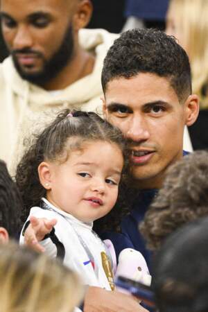 Raphaël Varane et sa fille après le match France - Maroc.
