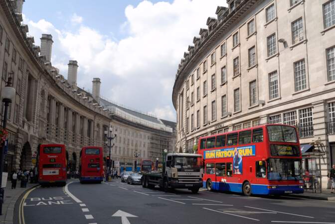 Ce patrimoine comprend Regent Street, principale destination commerciale de Londres