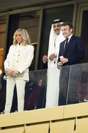 Brigitte et Emmanuel Macron dans les tribunes de France - Argentine