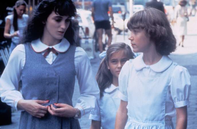 La même année, en 1984, Alyssa Milano, 12 ans, décroche son premier rôle au cinéma dans Old Enough, film projeté au festival de Sundance