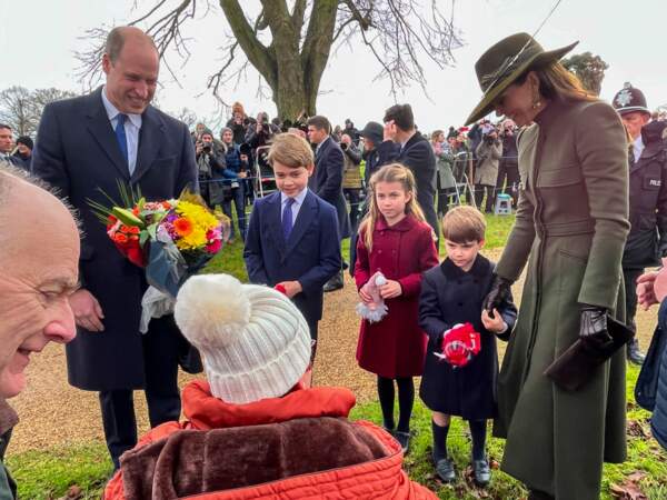Le prince George, la princesse Charlotte et le prince Louis ont pour mission de réchauffer les coeurs cette année, après la disparition de Sa Majesté, la reine Elizabeth II.