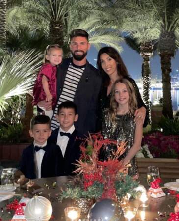 Pour Olivier Giroud, l'heure est également à la fête puisqu'il s'apprête à réveillonner avec sa femme et leurs quatre enfants.