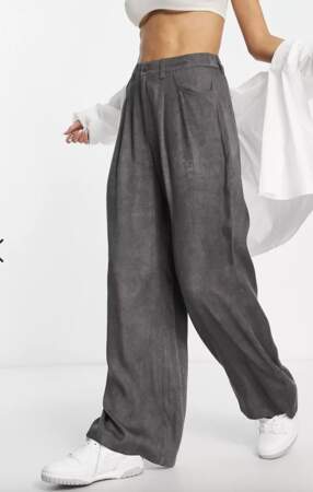 Puddle pants gris Asos Design, 43,99 euros