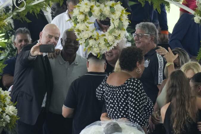 Le dernier hommage des Brésiliens au Roi Pelé