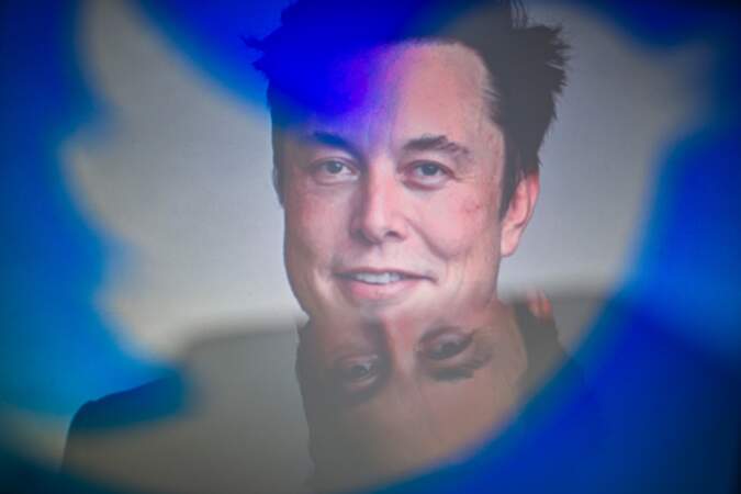 Elon Musk, cofondateur et président-directeur général de la société astronautique SpaceX, directeur général de la société automobile Tesla ou encore patron de Twitter a une fortune estimée à 146,5 milliards de dollars pour 2023.