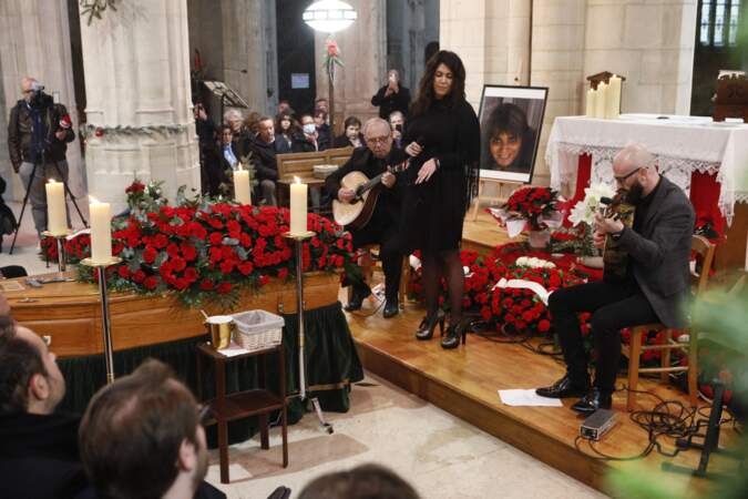 Obsèques de la chanteuse Linda de Suza en l’église Saint Gervais-Saint Protais de Gisors