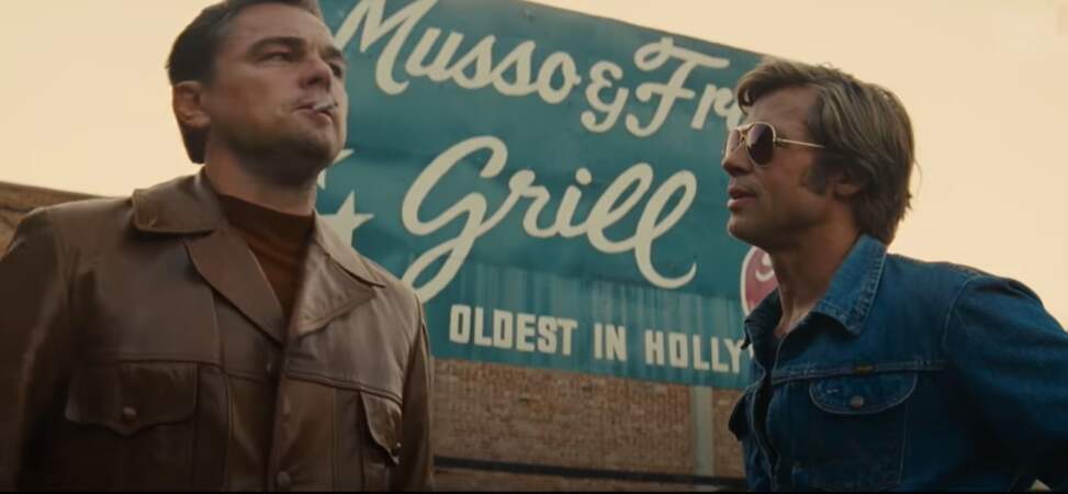 Leonardo DiCaprio a gagné entre 10 et 15 millions de dollars pour son rôle dans Once Upon a Time… in Hollywood. L'histoire de Tarantino tourne autour d'un acteur vétéran (Leonardo DiCaprio) et de son cascadeur (Brad Pitt) qui naviguent dans un Tinseltown en mutation à la fin des années 1960.