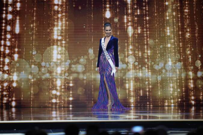 Miss Univers 2022 : Manita Hang 
est Miss Cambodge