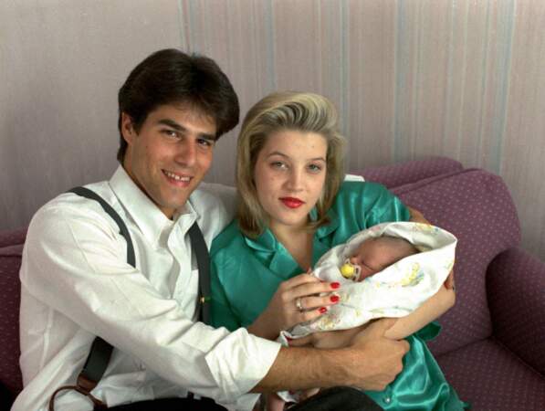 Le couple a accueilli deux enfants. 
Danielle Riley, née en 1989 et Benjamin Storm, né en 1992.