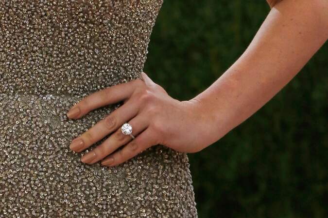 La bague de fiançailles avec diamant rond de Kate Upton achetée à 1,5 million de dollars par Justin Verlander 