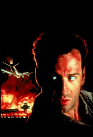 En 1990, Bruce Willis revient pour la suite de Die Hard : 58 minutes pour vivre, il a alors 35 ans.