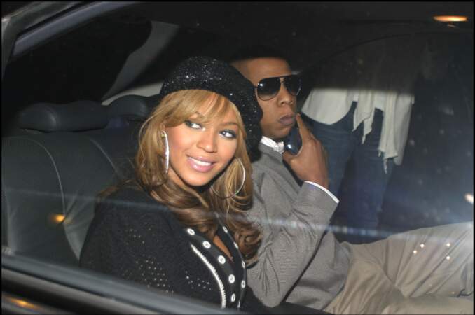 Les deux chanteurs se rencontrent dans un studio d'enregistrement. Beyoncé a 18 ans, Jay-Z en a 30. Le rappeur tombe rapidement sous son charme, mais le père de sa belle est contre leur union.