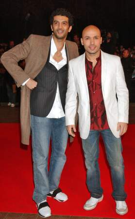 En 2005, Ramzy Bedia (33 ans), accompagné d'Eric aux NRJ Music Awards, joue Ahmed, le mari de Louisa dans Bled Number One. 