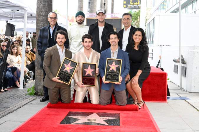 Les Jonas Brothers ont désormais leur étoile sur le Walk of fame. L'oaccasion pour nous de revenir en images sur cette sublime journée