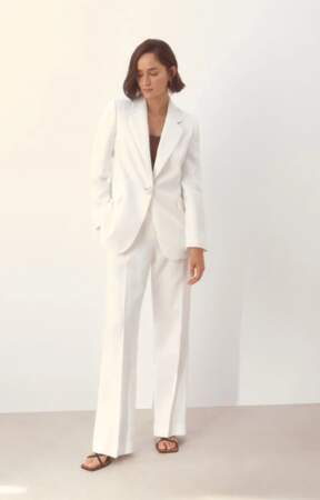 Ensemble de costume blanc Woman limited el corte Ingles, 208,95 euros (veste) et 94,49 (pantalon) via Laredoute.fr