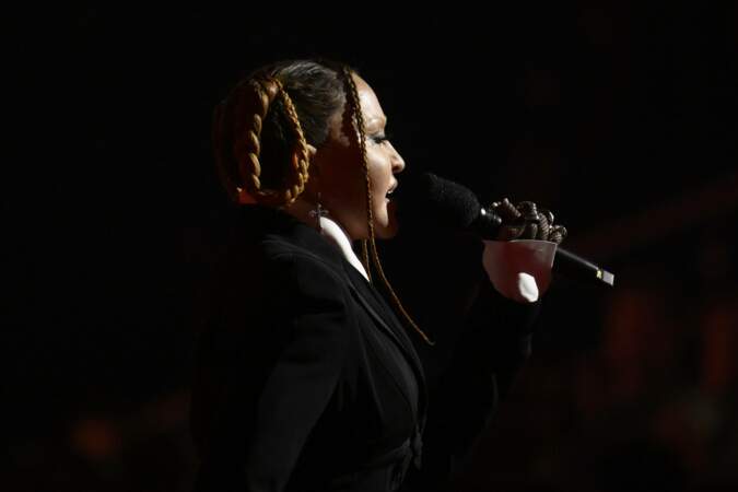 Madonna aux Grammy Awards le 5 février 2023 à Los Angeles : le visage de la chanteuse a choqué 