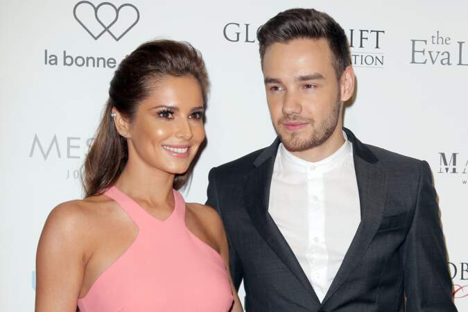Liam Payne était en couple avec la chanteuse Cheryl Cole, qui était juge dans l'émission The X Factor. Ensemble, ils ont un enfant, Bear Payne, né en mars 2017. Mais le couple se sépare en 2018.