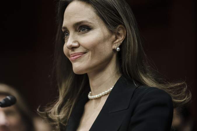 Angelina Jolie a des origines françaises du côté de son grand-père maternel.