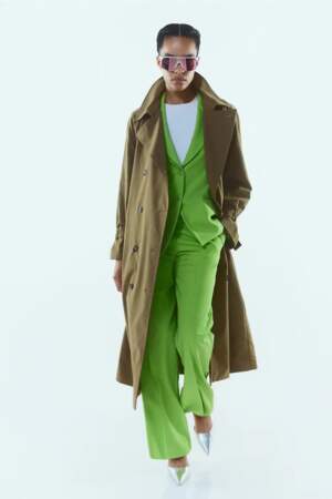 Blazer à fermeture droite vert lime, 39,99 euros et Pantalon habillé, 29,99 euros.