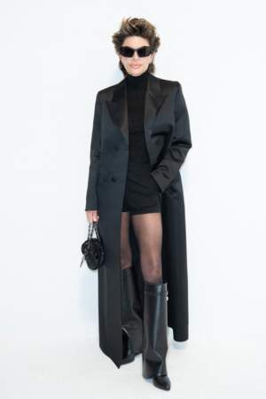 L'actrice américaine Lisa Rinna pose lors de son arrivée au défilé Givenchy prêt-à-porter automne-hiver 2023/2024, le jeudi 2 mars 2023.  