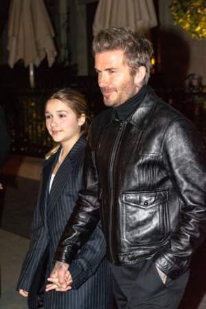 David Beckham et sa fille Harper rentre à son hôtel puis va dîner à Paris après le défilé de Victoria Beckham pendant la Fashion week le 3 mars 2023