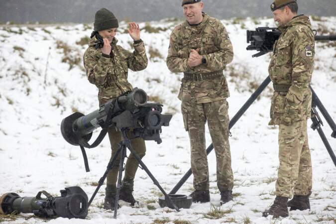Kate Middleton a également assisté à une démonstration des systèmes d'armes utilisés par les gardes irlandais.