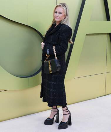 Kathy Hilton : défilé Versace pour la Fashion week. 