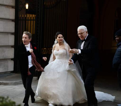 Selena Gomez en robe de mariée sur le tournage de Only Murders in the Building avec Martin Short  Steve Martin 