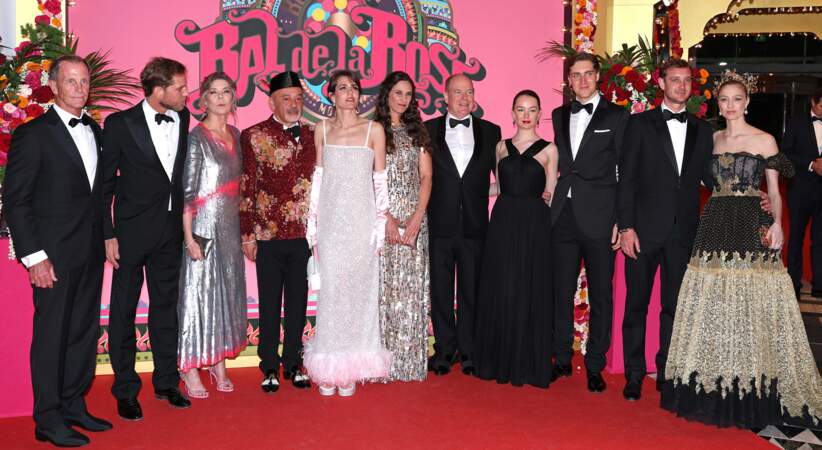 Le traditionnel bal de la Rose a eu lieu ce samedi 25 mars à Monaco. La famille n'était pas au grand complet pour cette édition.