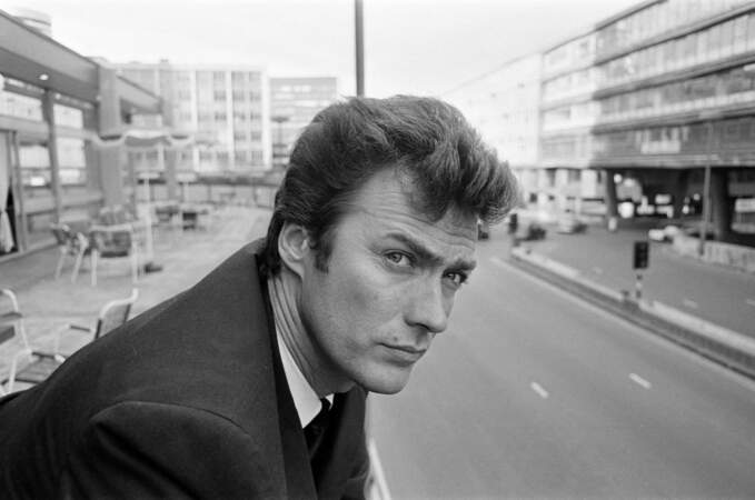 En 1966, Sergio Leone et Clint Eastwood poursuiven leur collaboration avec Le Bon, la Brute et le Truand. Le film est le volet le plus rémunérateur de la trilogie.
Clint Eastwood a 36 ans.