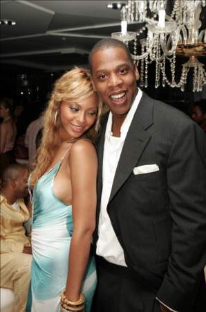 Jay Z et Beyoncé ont été amis pendant plus d'un an avant de se mettre en couple. Elle avait alors 19 ans et lui 31 ans. 