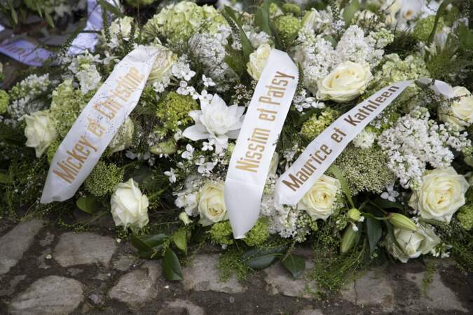 Les obsèques de la Baronne Myriam Ullens de Schooten se sont déroulées le vendredi 7 avril 2023 à Ohain, Lasne : les couronnes de fleurs 