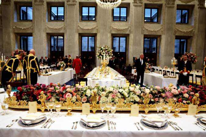 Illustrations de la décoration et des tables du dîner d'état offert par le roi Willem Alexander et la reine Maxima des Pays-Bas en l'honneur du président Emmanuel Macron et de sa femme Brigitte au palais royal à Amsterdam.