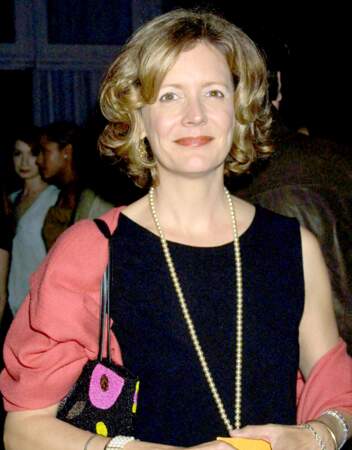 Kristine Sutherland incarnait Mae Thompson, son premier rôle dans une série. Ensuite, elle a longtemps incarné Joyce Summers dans la série Buffy contre les vampires. Elle n'a plus tenu de rôles après celui-là.