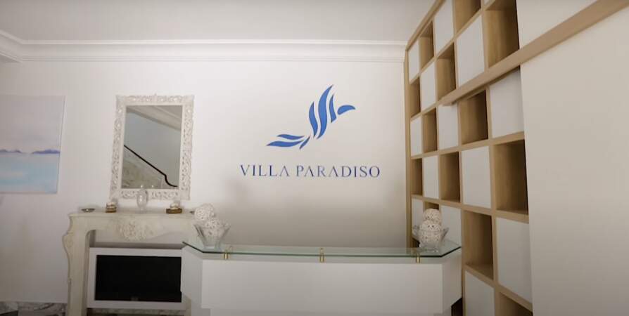 En 2021, l’humoriste avait intégré la luxueuse clinique Villa Paradiso, en Tunisie