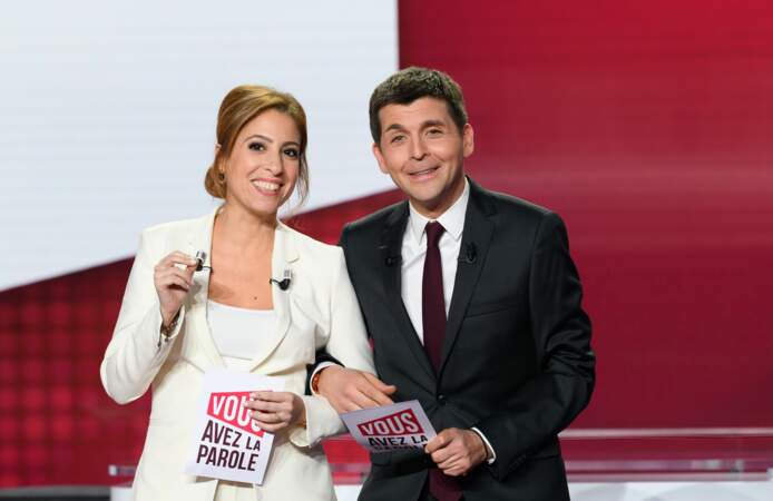 La même année, elle présente le programme Vous avez la parole avec Thomas Sotto, sur France 2.