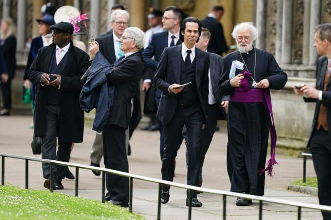 Couronnement de Charles III à l'abbaye de Westminster le 6 mai 2023 : Nick Cave et l'ancien archevêque de Canterbury Rowan Williams 